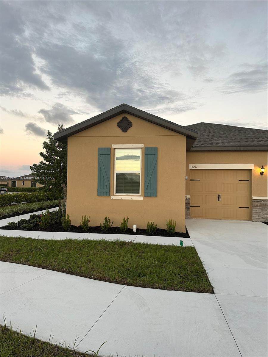 1706 Celebration Dr - Photo 1