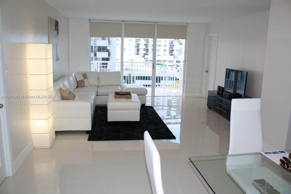 18061 Biscayne Blvd - Photo 1