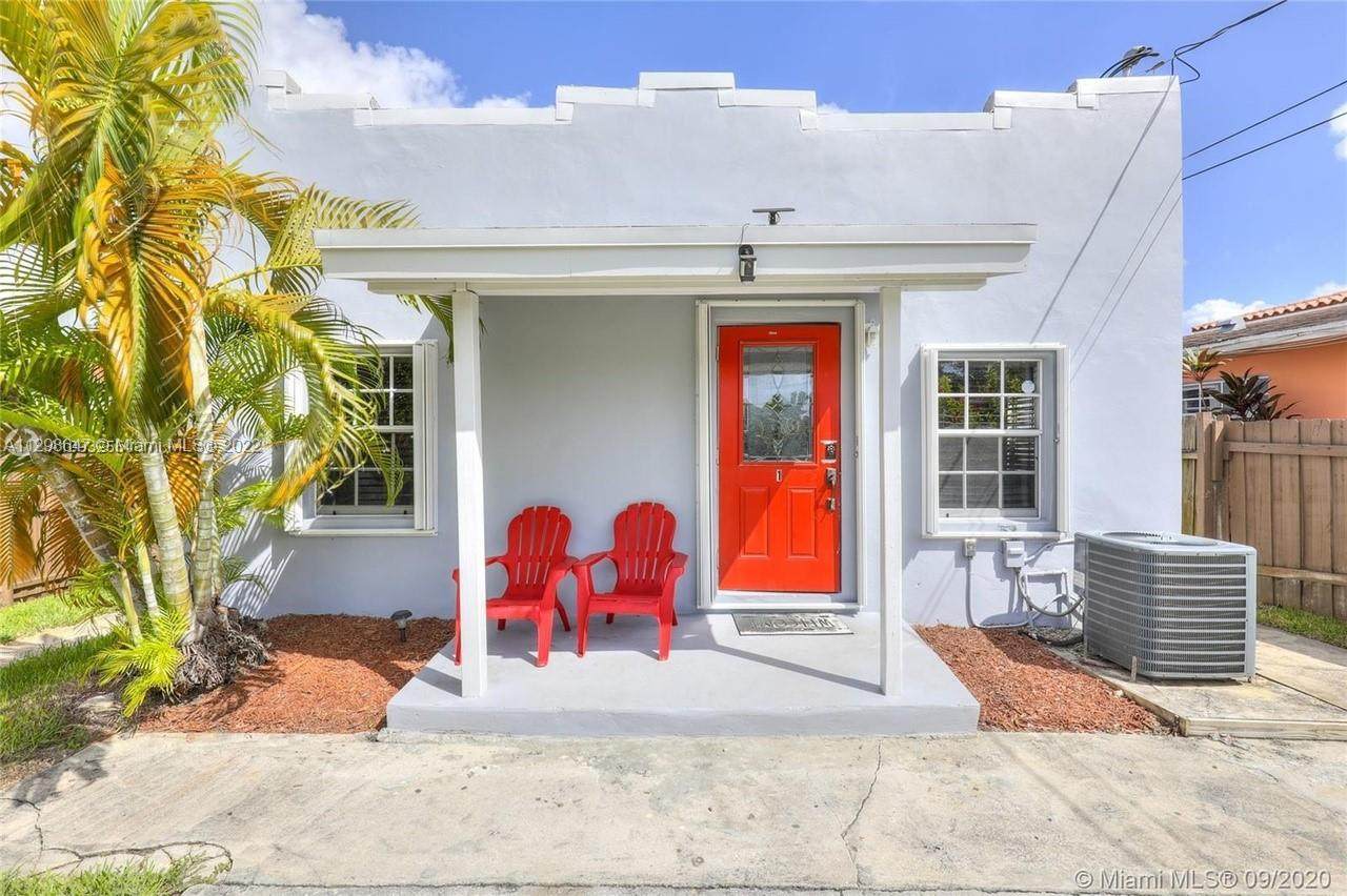 2275 33rd St - Photo 1