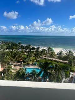 4301 Collins Ave - Photo 1