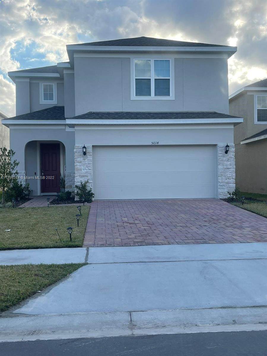 5014 Royal Point Avenue - Photo 1