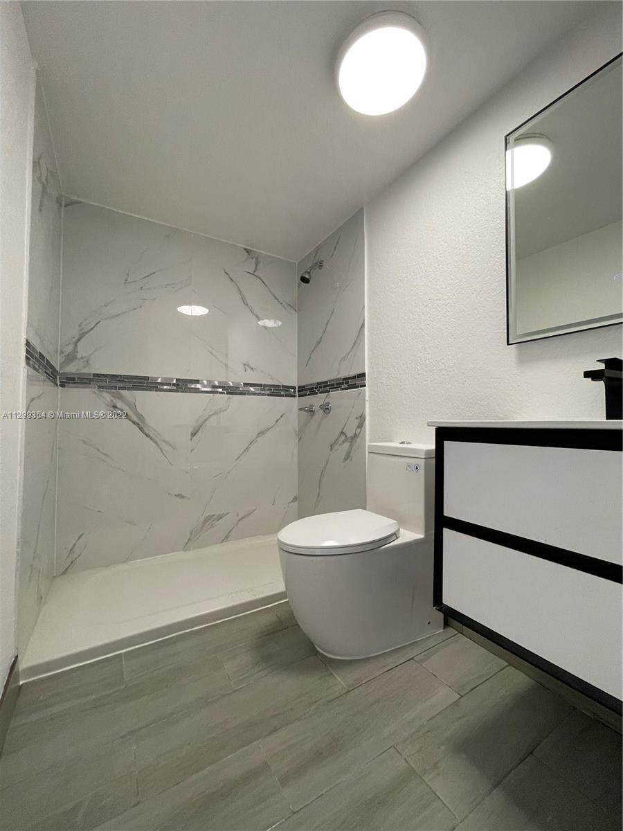 505 177th St - Photo 1