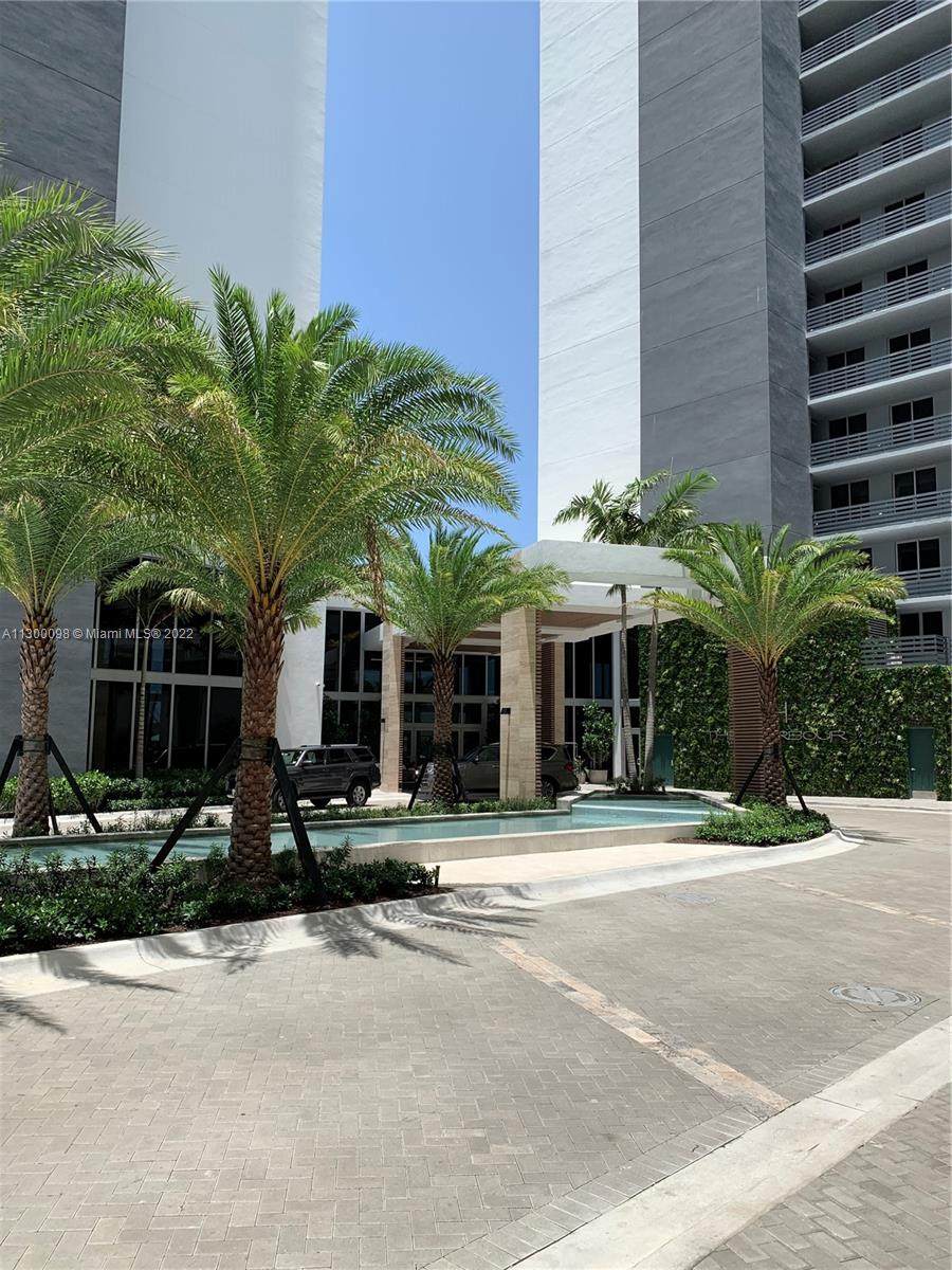 16385 Biscayne Blvd - Photo 1