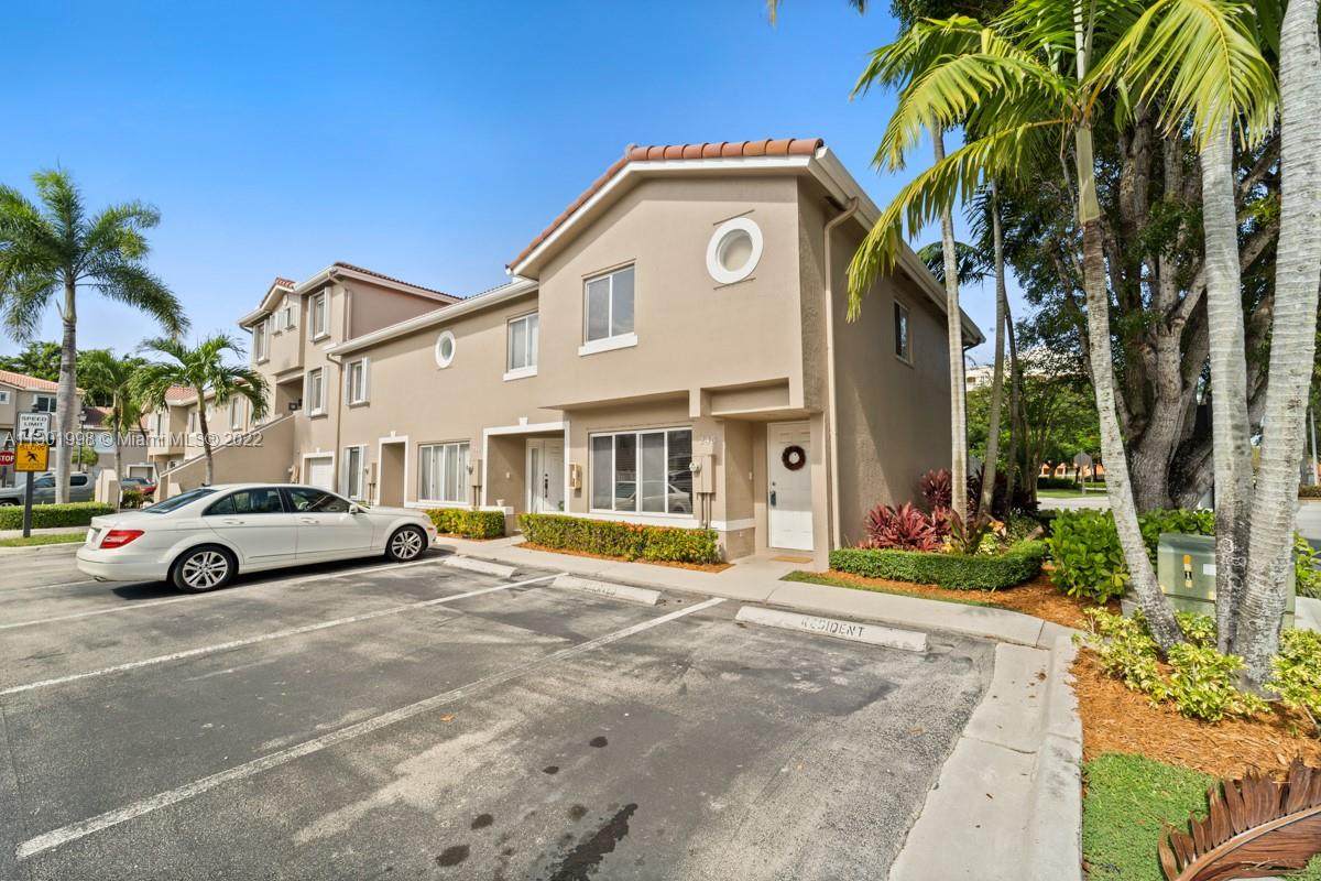 245 Riviera Cir - Photo 1