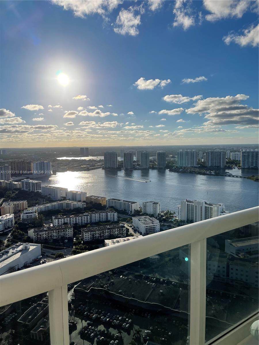 18201 Collins Ave - Photo 1