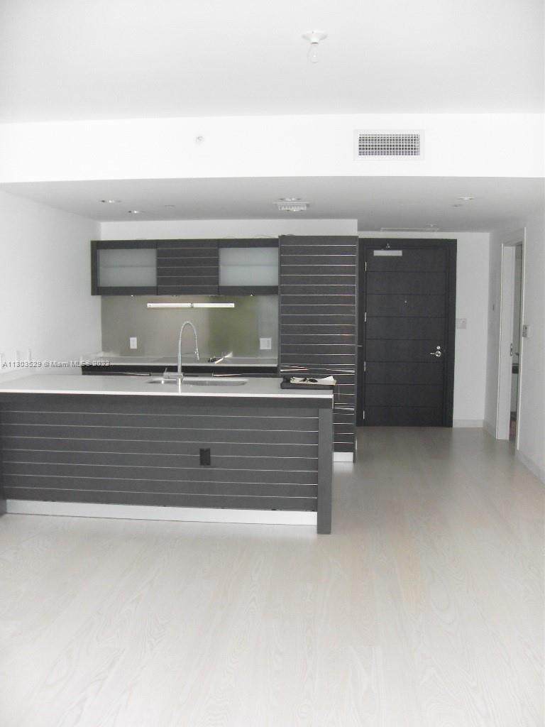 200 Biscayne Boulevard Way - Photo 1