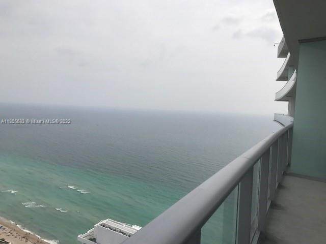 4111 Ocean Dr - Photo 1