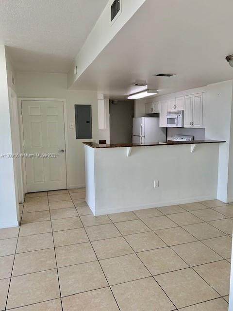 215 42nd Ave - Photo 1