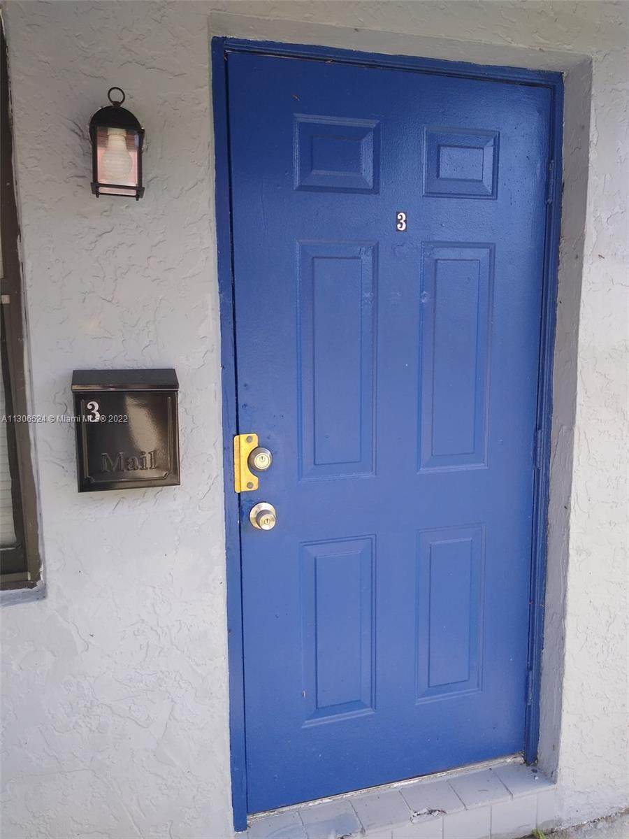 2500 Franklin Dr - Photo 1