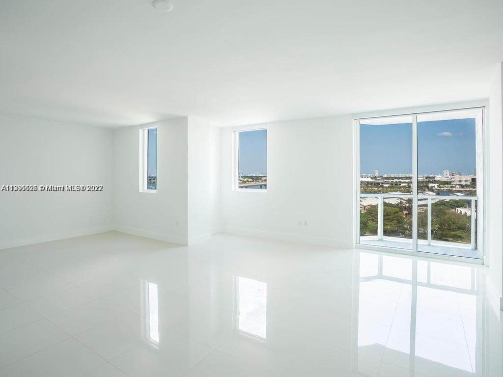 244 Biscayne Blvd - Photo 1