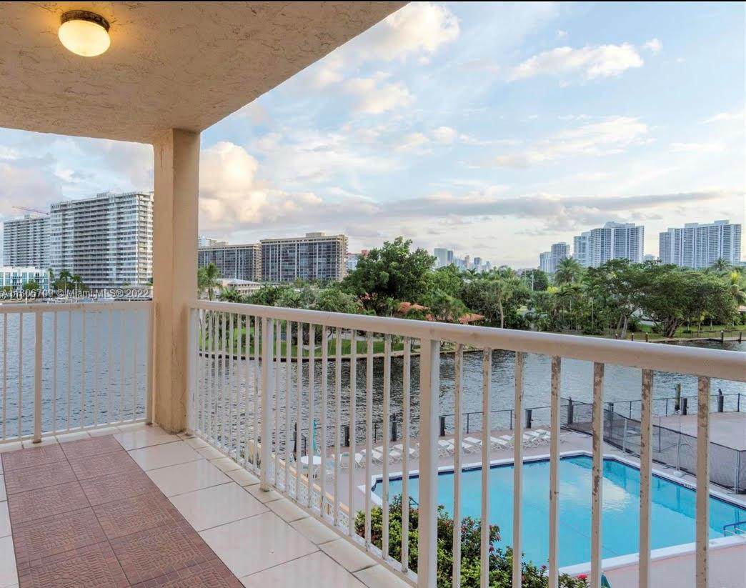 121 Golden Isles Dr - Photo 1