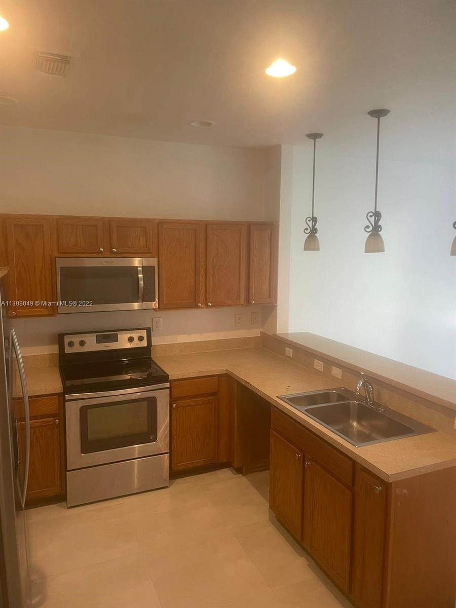 21007 14th Pl - Photo 1