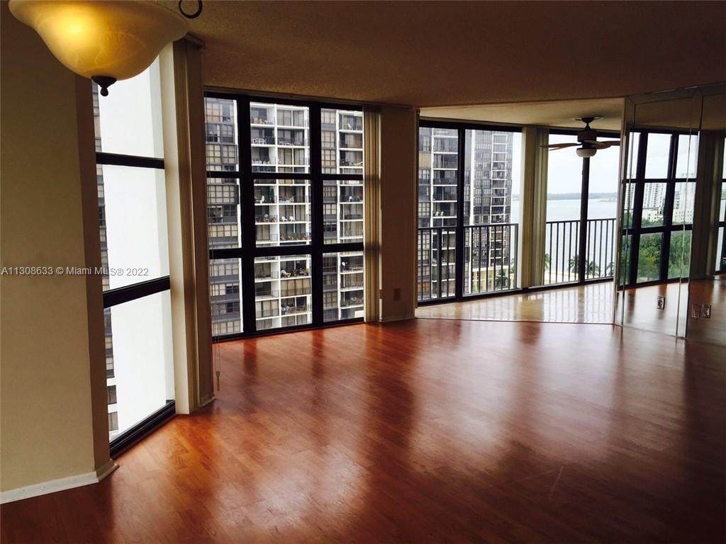 1915 Brickell Ave - Photo 1