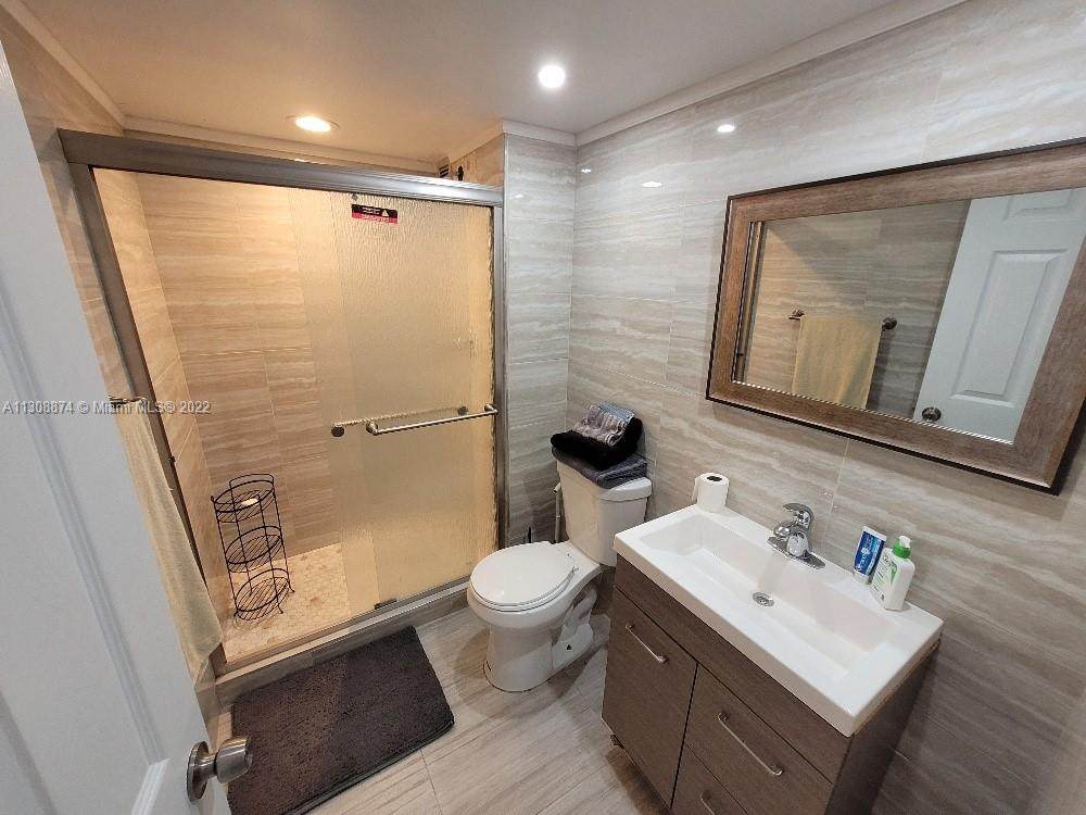 18081 Biscayne Blvd - Photo 1