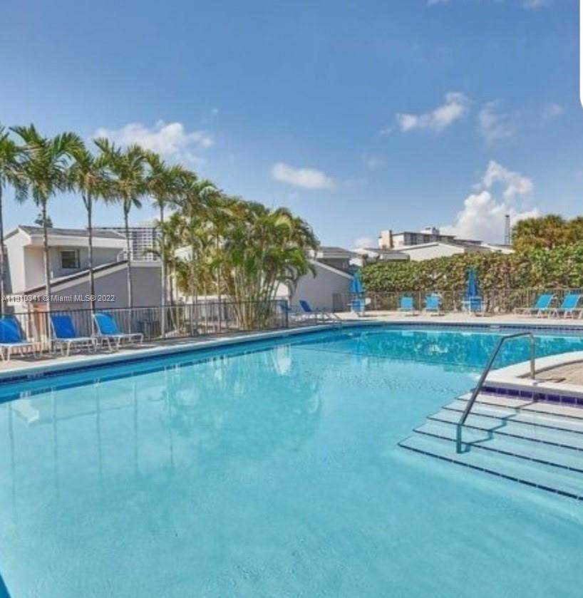 420 Poinciana Dr - Photo 1
