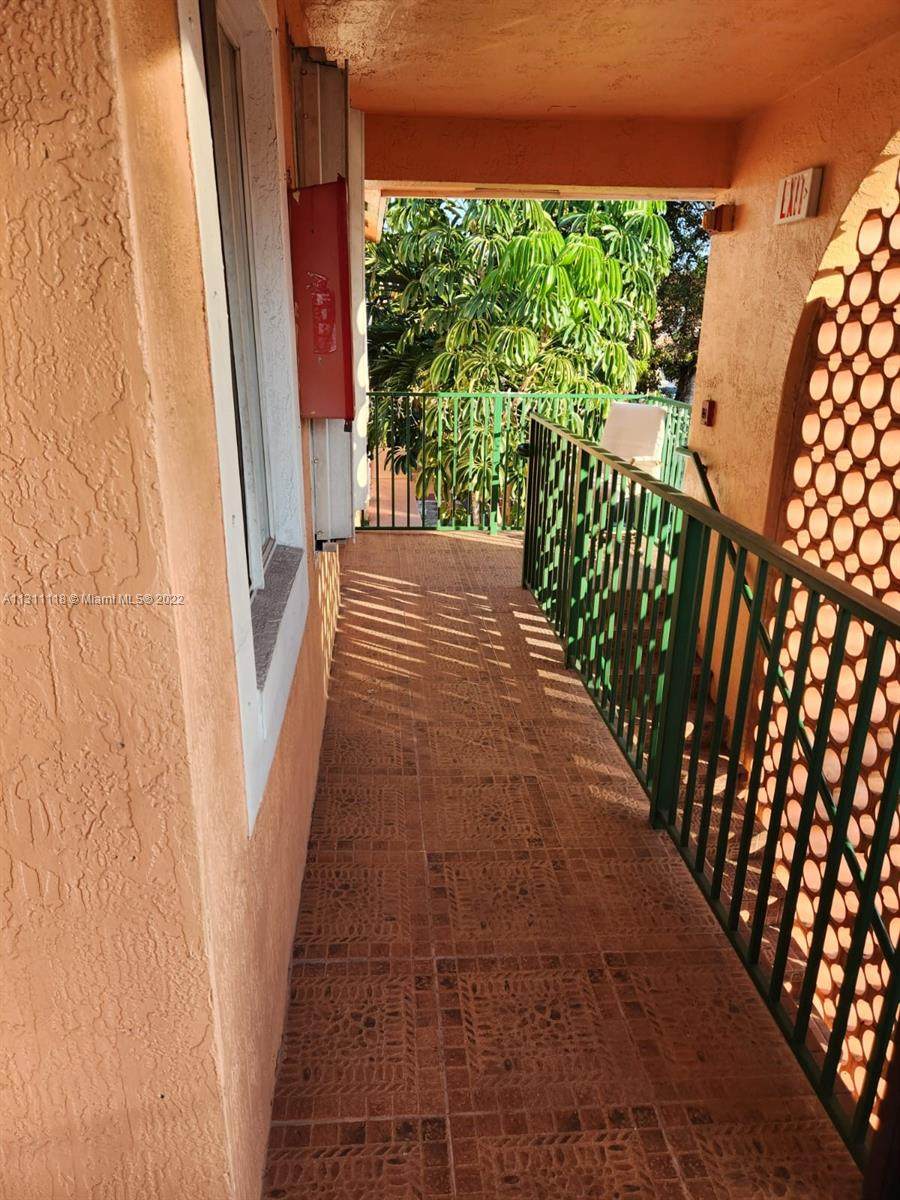 4691 9th St - Photo 1