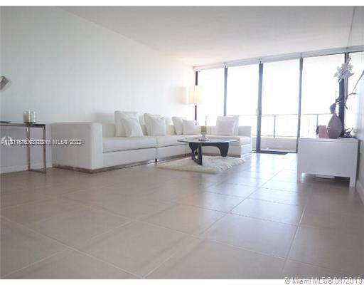 555 15th St - Photo 1