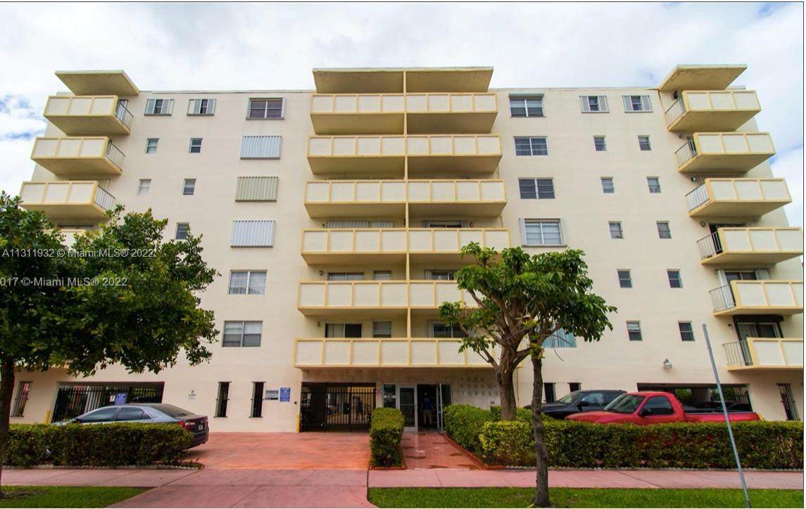 730 Pennsylvania Ave - Photo 1