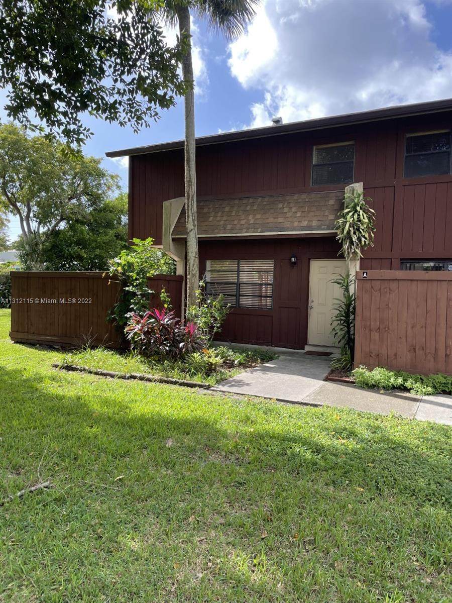 6639 116th Pl - Photo 1