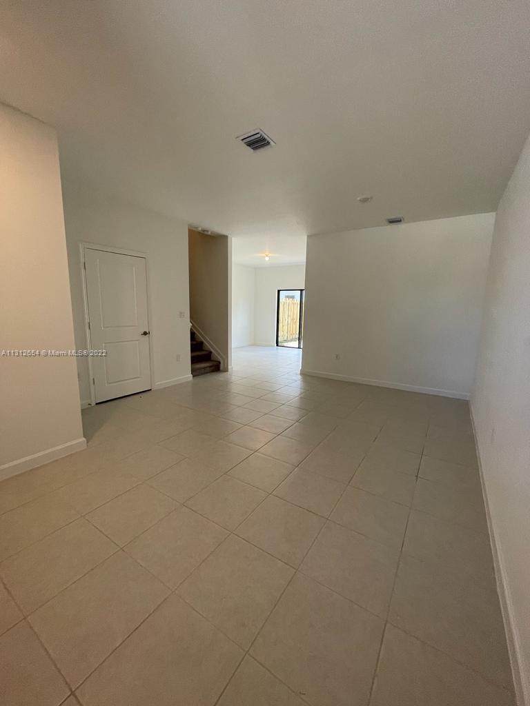 24632 119th Pl - Photo 1