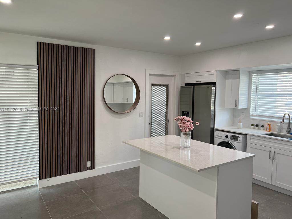 1322 105th St - Photo 1