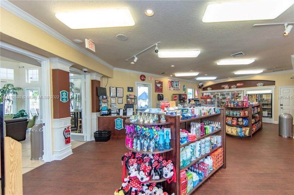 8121 Fan Palm Way - Photo 1