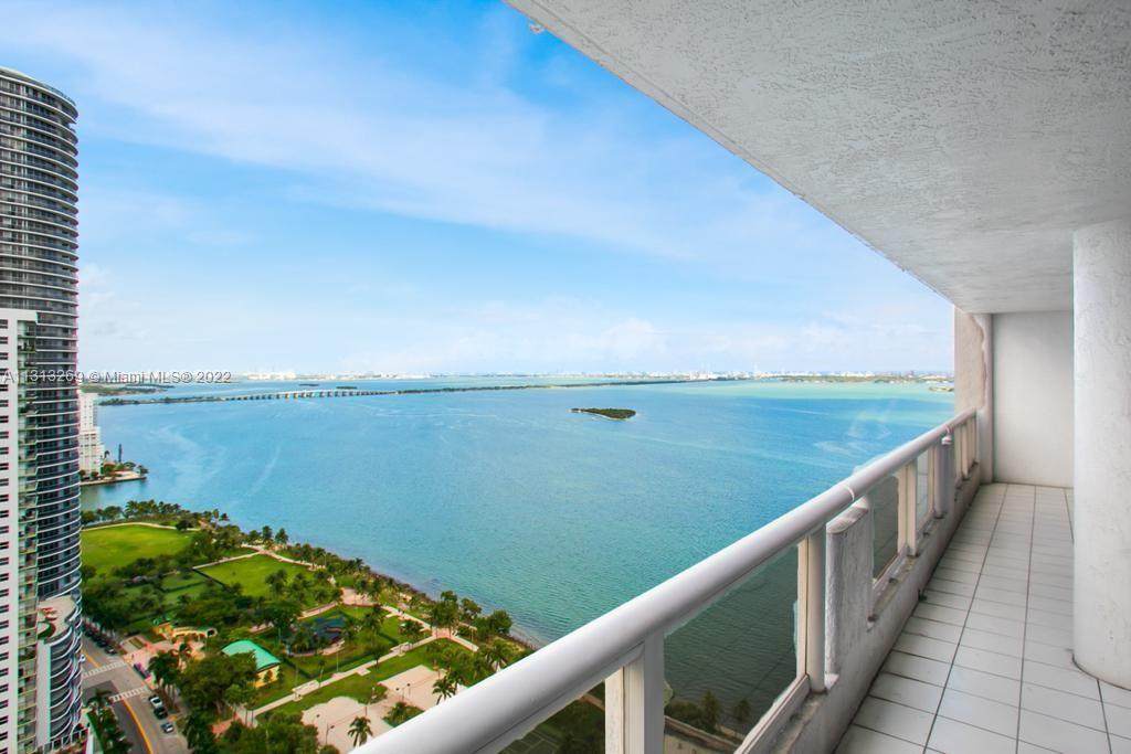1717 Bayshore Dr - Photo 1