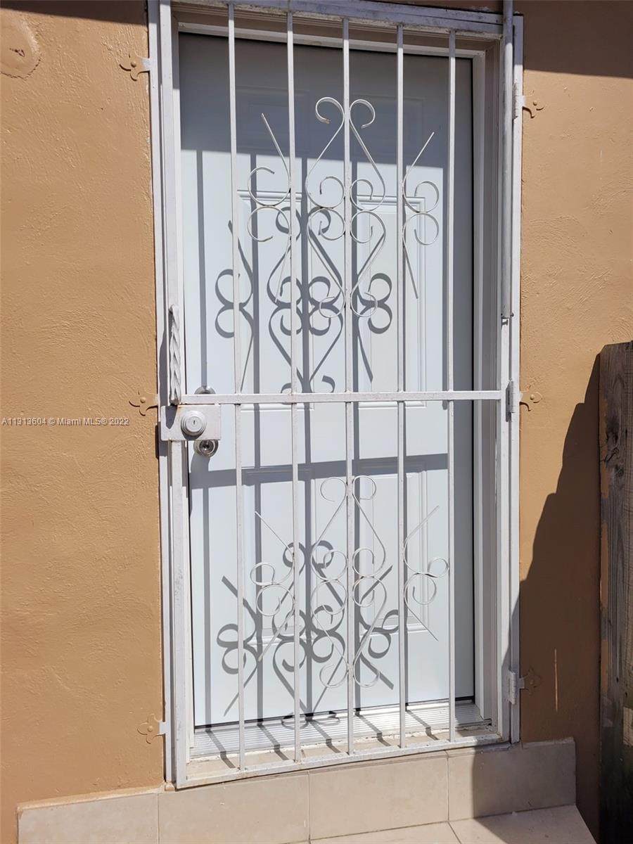 2828 3rd St - Photo 1