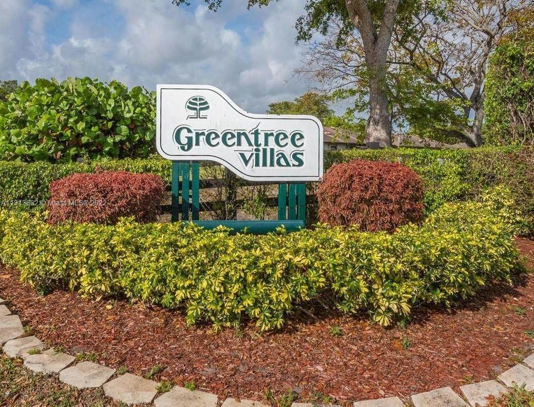 4926 Equestrian Cir - Photo 1