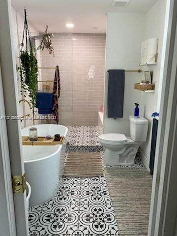 1811 49th Ave - Photo 1