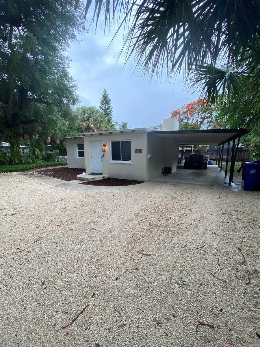 1329 18th Ave - Photo 1