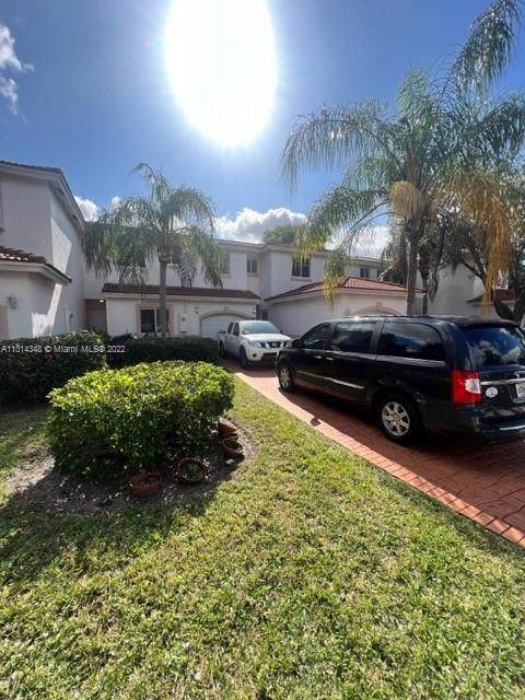 7647 Tamarac Island Cir - Photo 1