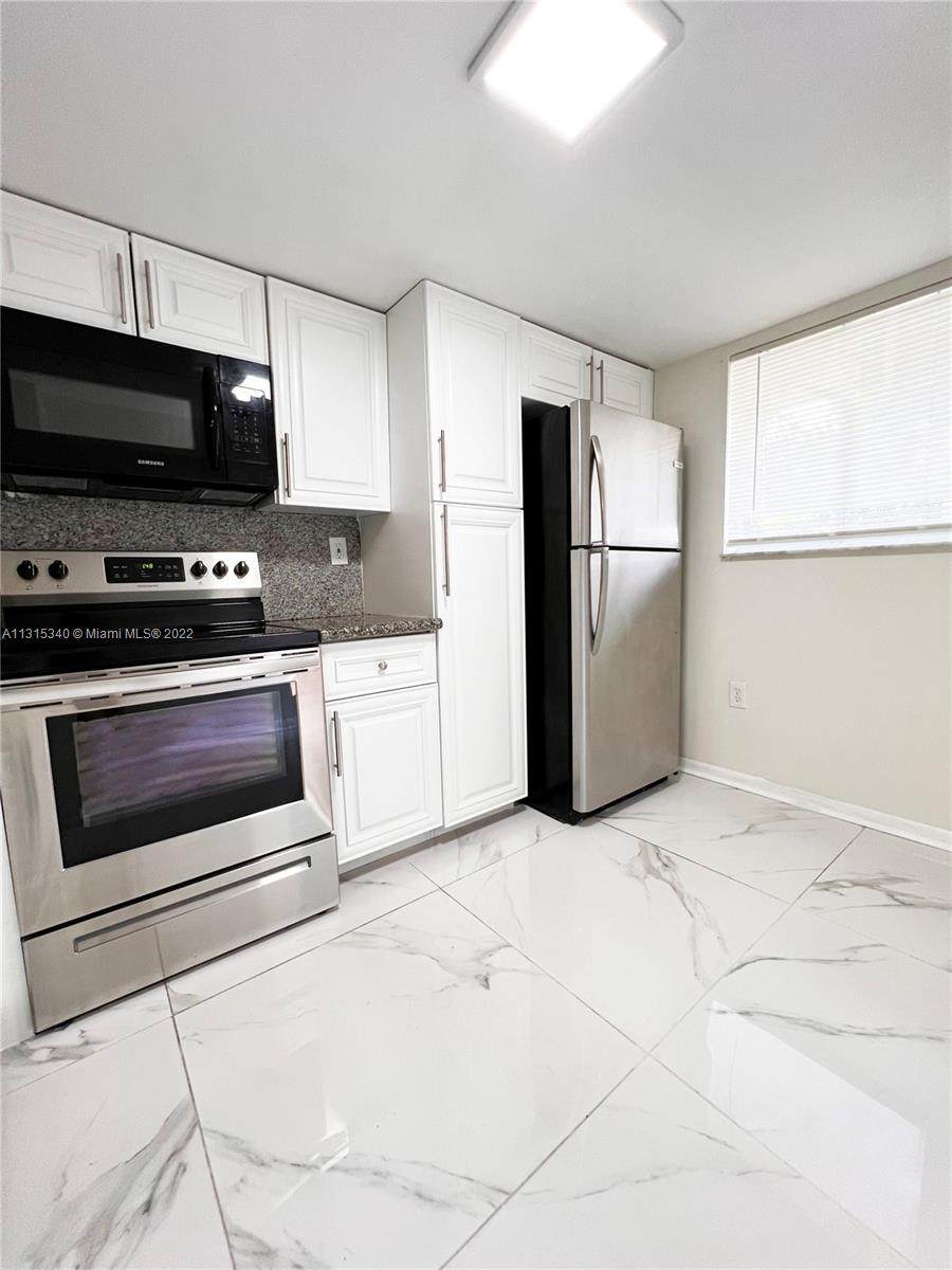 14000 3rd Ct - Photo 1