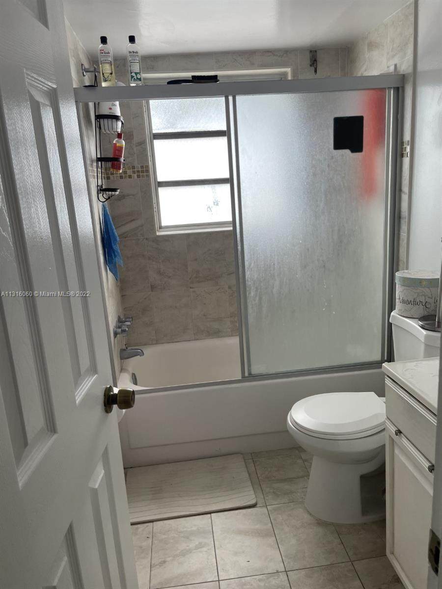 1425 Arthur - Photo 1