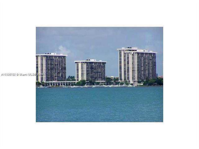 1901 Brickell Ave - Photo 1