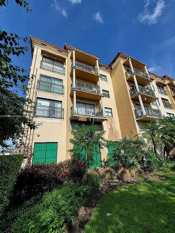 650 Palm Ave - Photo 1