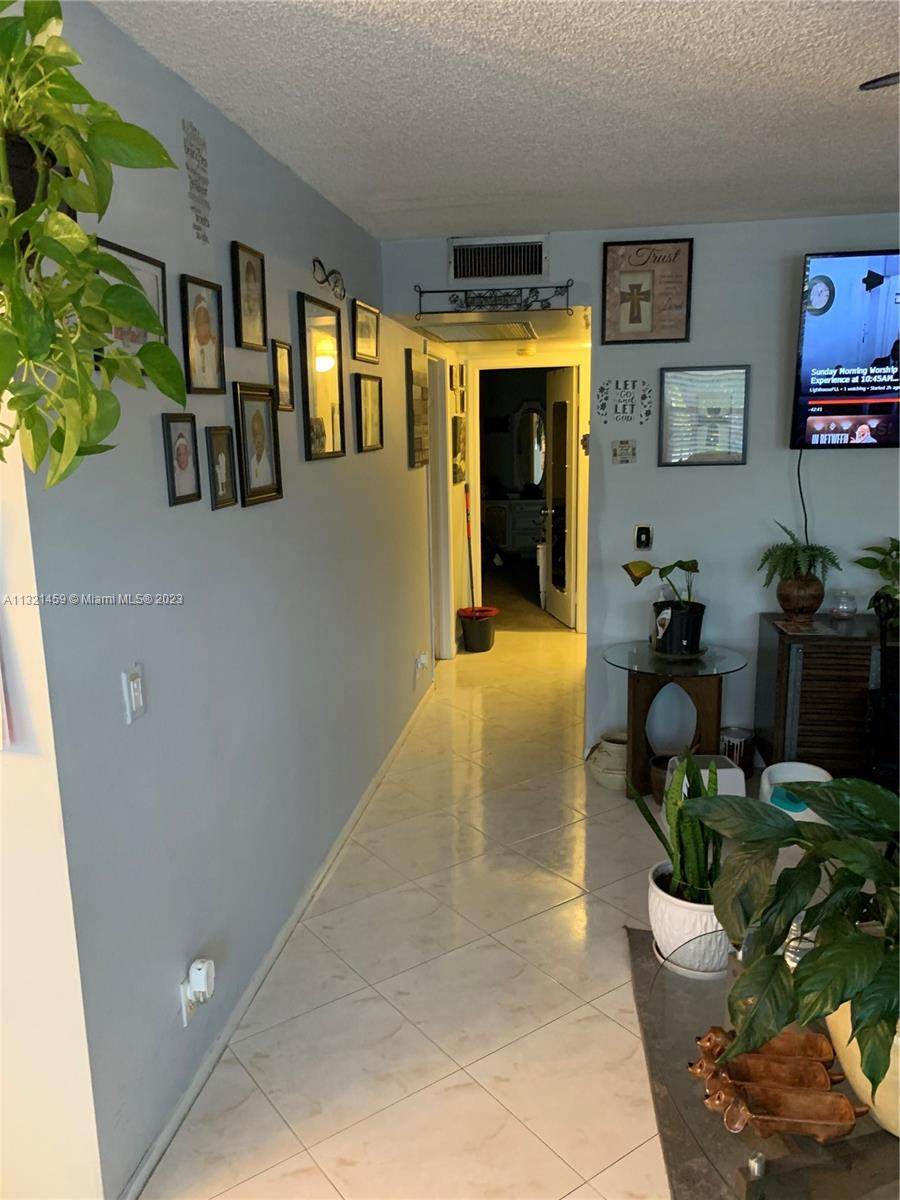 13250 4th Ct - Photo 1
