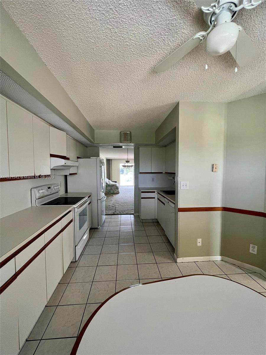 1602 Abaco Dr - Photo 1
