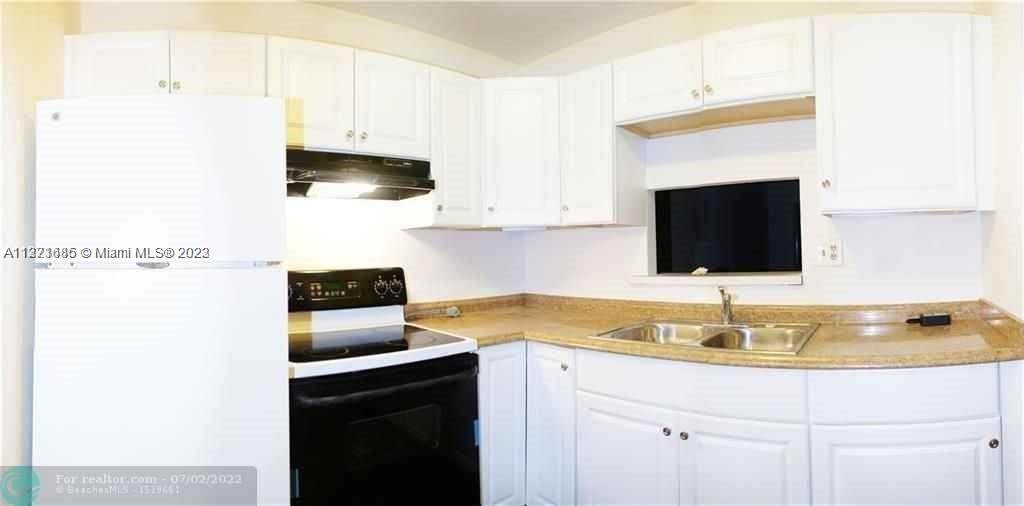 4431 16th St - Photo 1