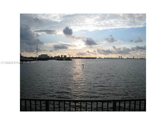 7845 Bayshore Ct - Photo 1