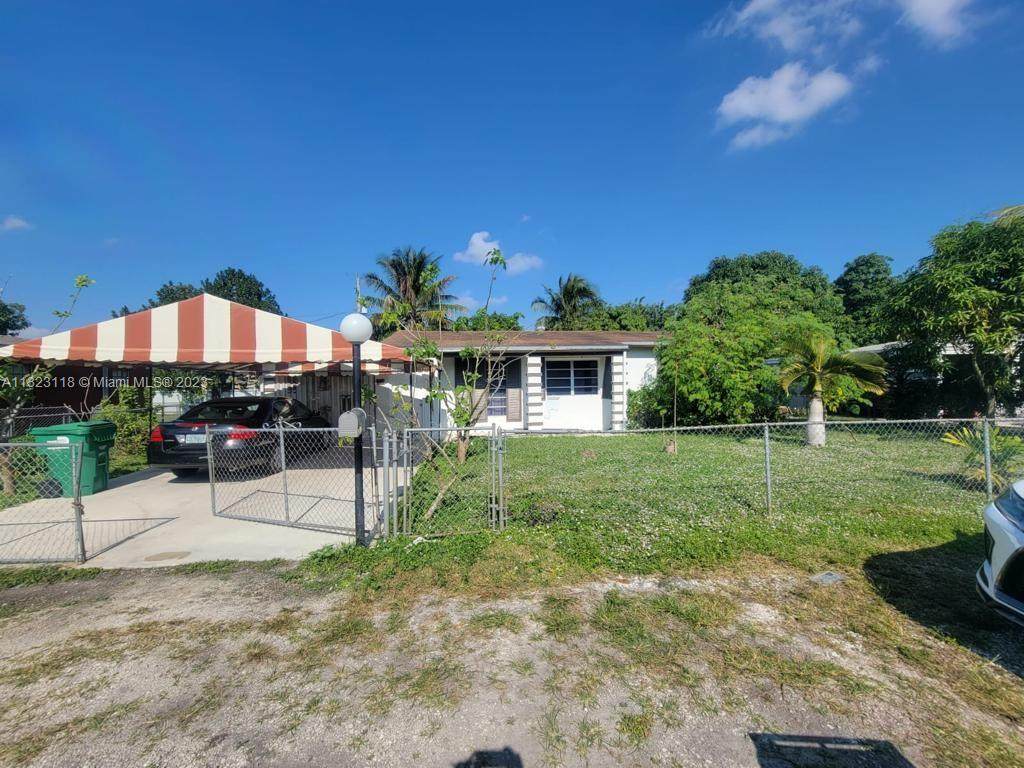 851 146th St - Photo 1
