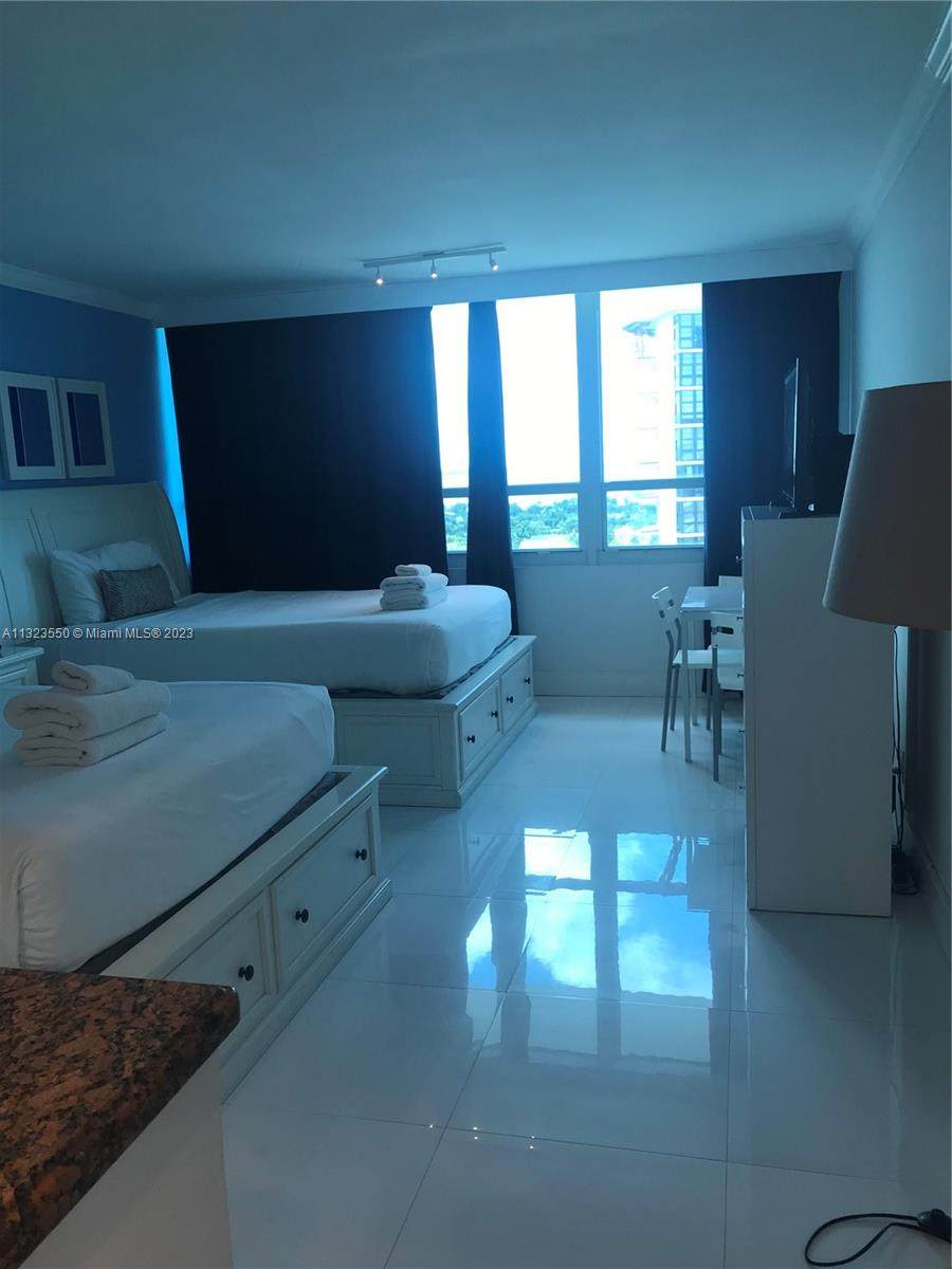 5445 Collins Ave - Photo 1