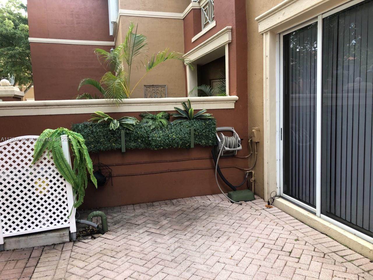 6141 115th Pl - Photo 1