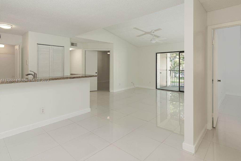 640 Park Rd - Photo 1