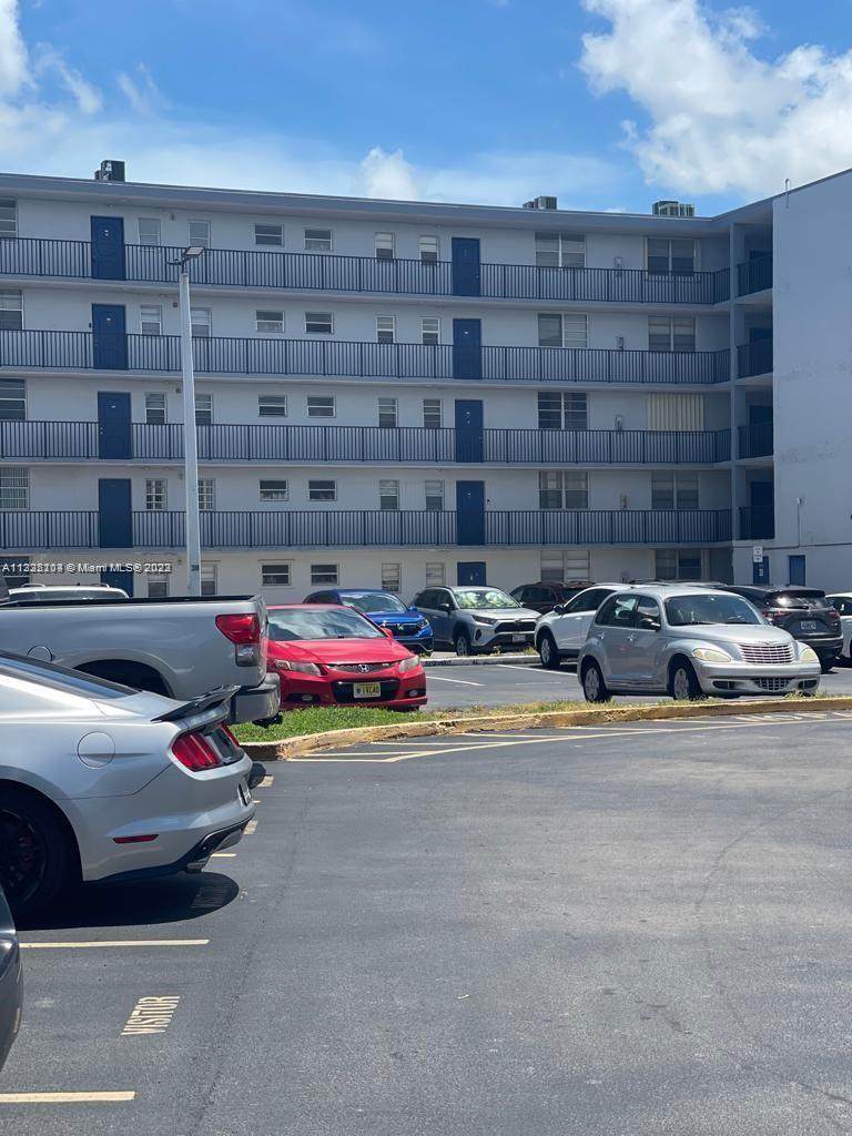 14180 84th St - Photo 1
