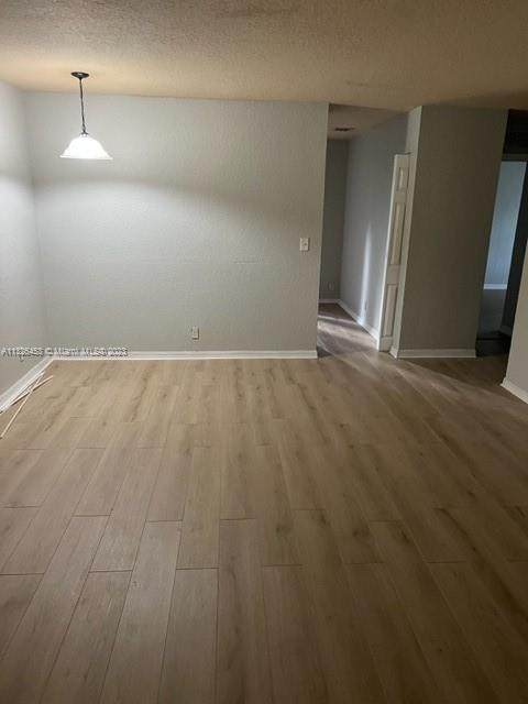 2514 21st St - Photo 1