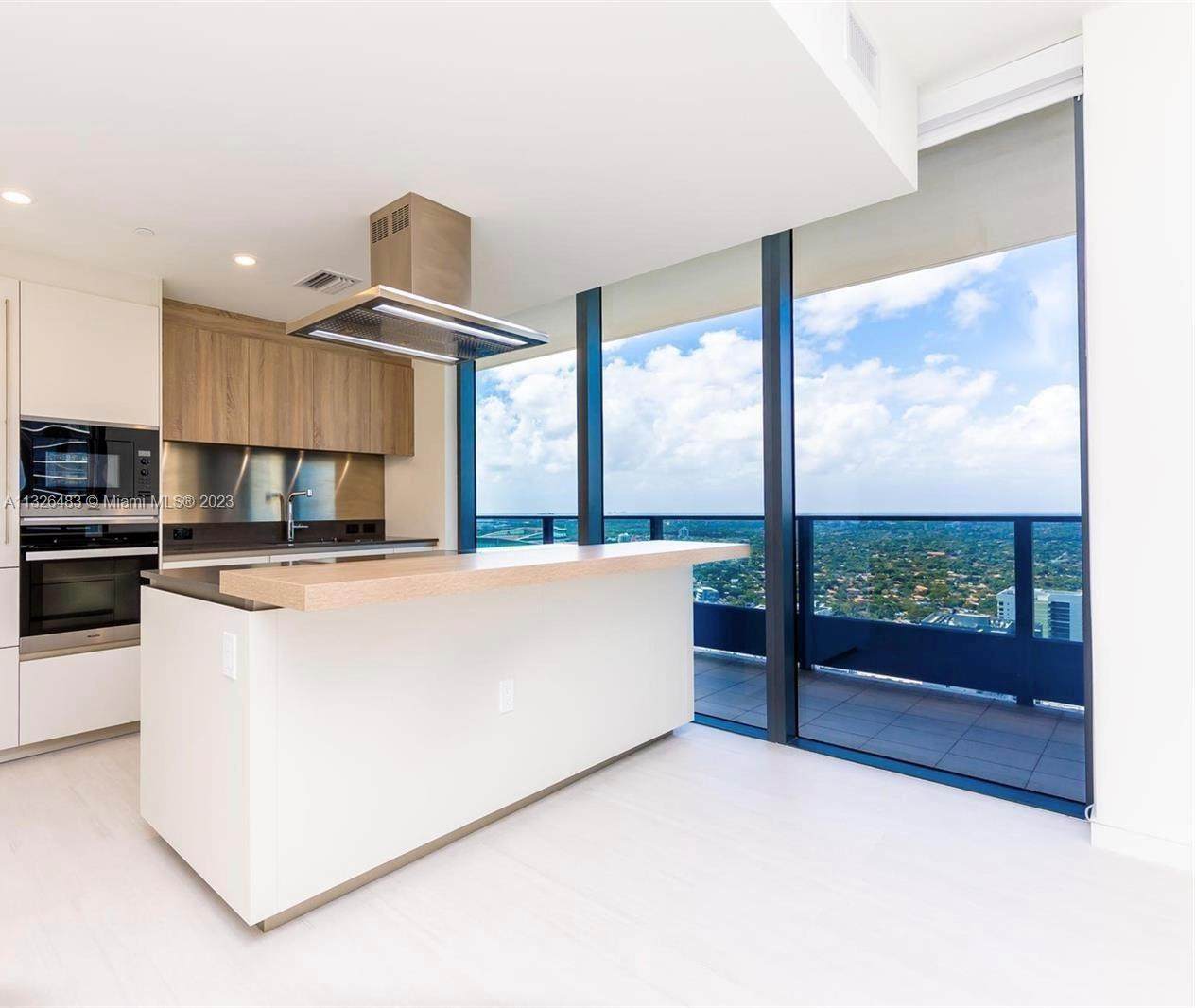 1000 Brickell Plz - Photo 1