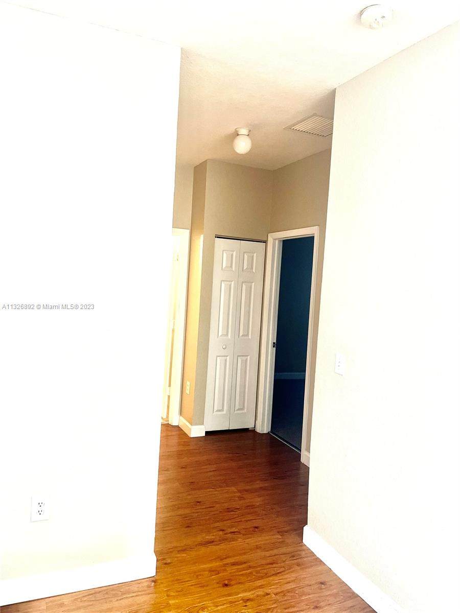 374 26 Avenue - Photo 1