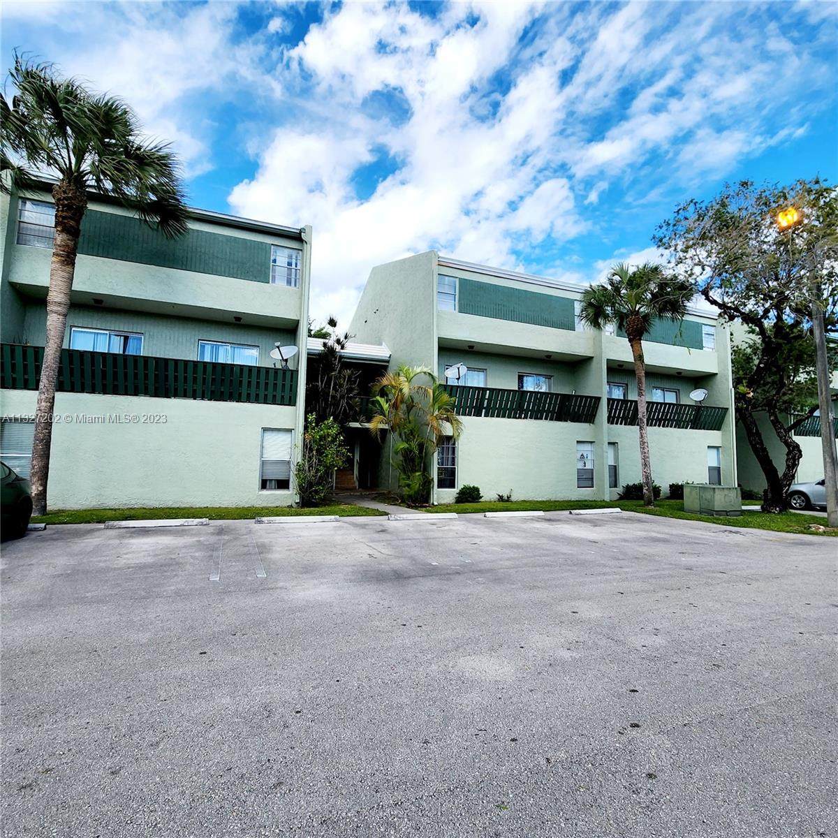 8913 28th Dr - Photo 1