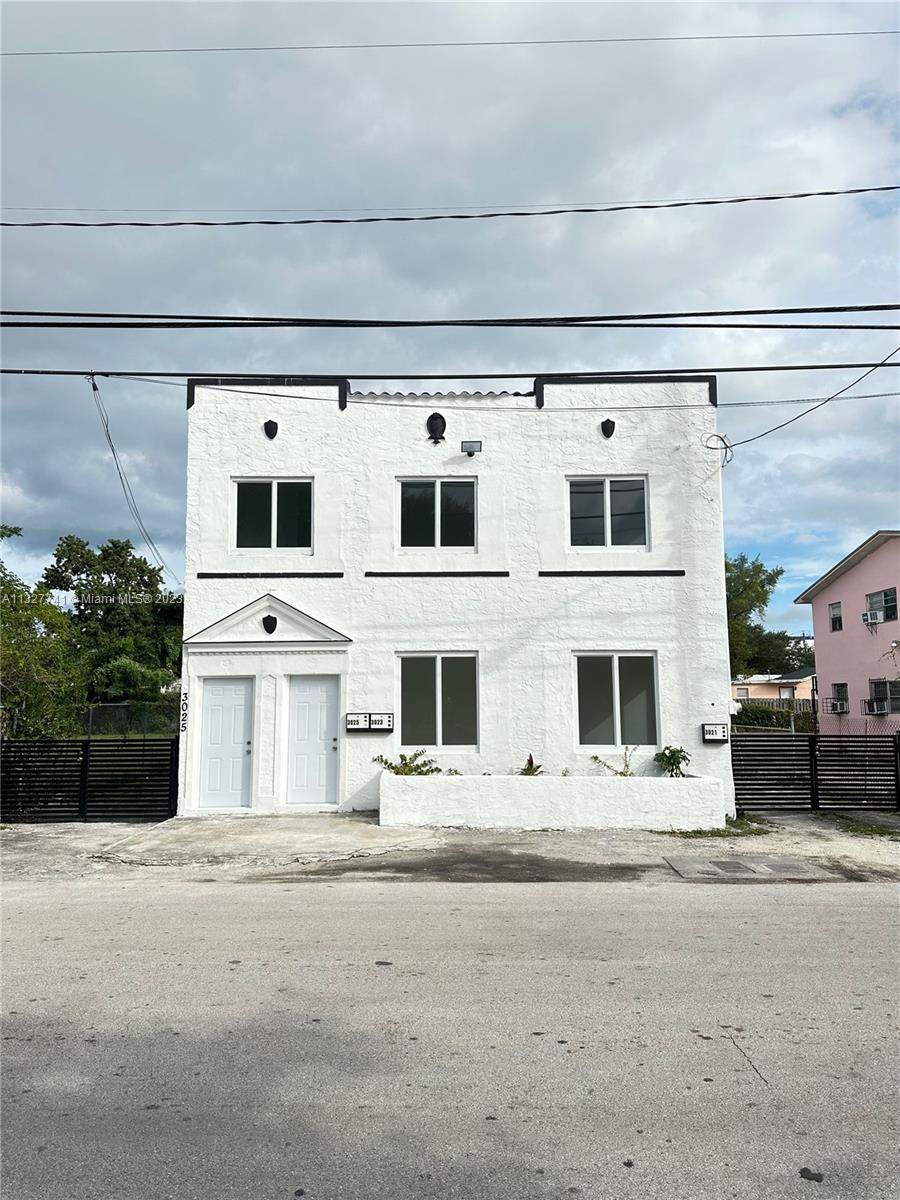 3025 8th Ave - Photo 1